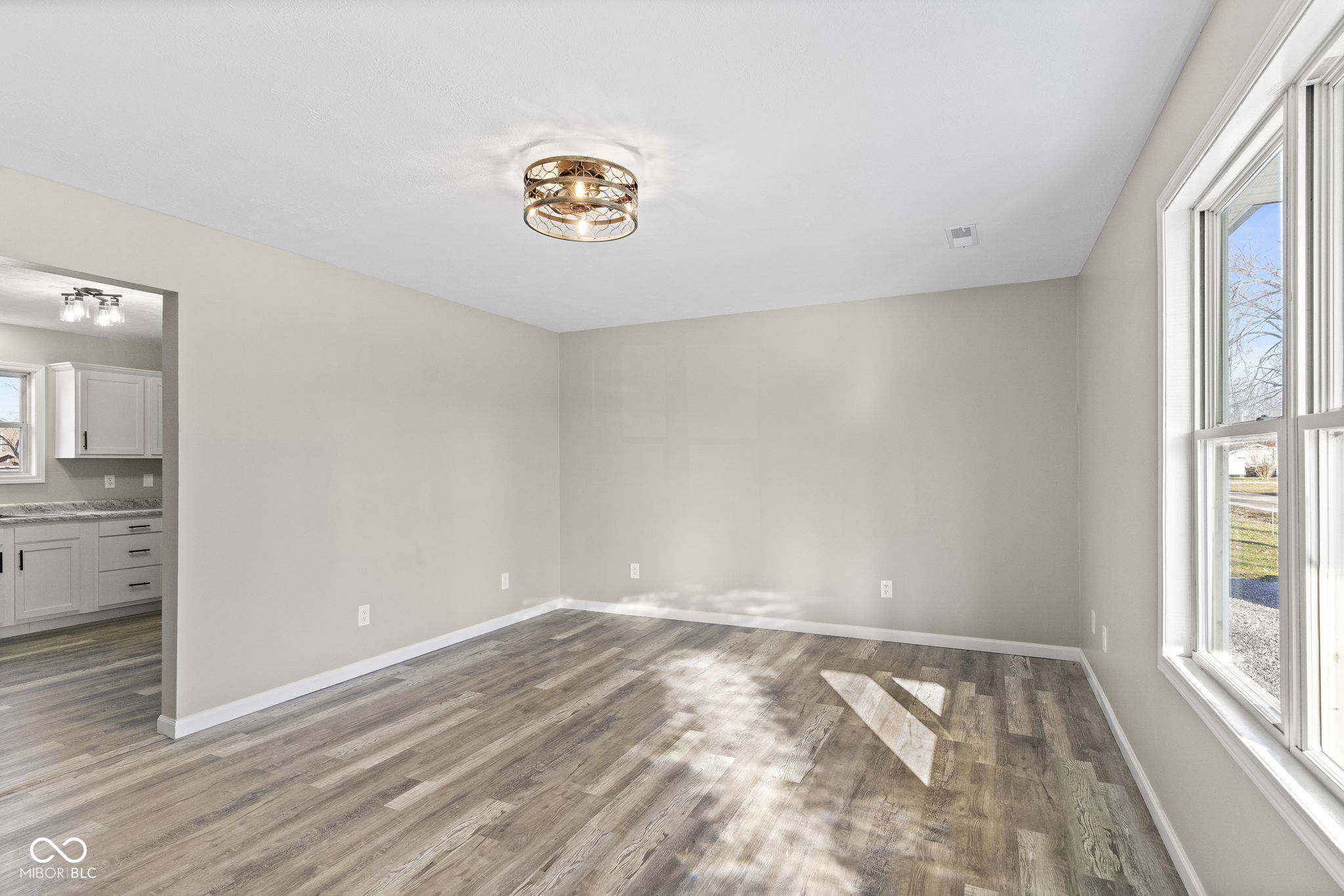230 South 4th Street Austin, IN 47102 - Photo 5 of 24