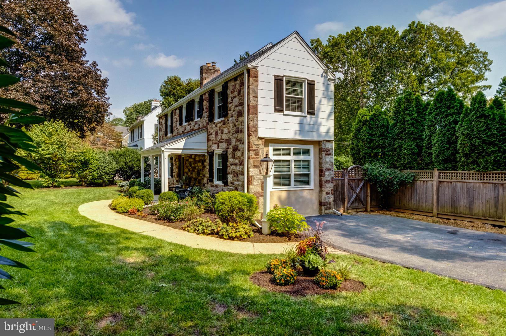72 Crestline Road Wayne, PA 19087 - Photo 2 of 29 Exterior Side