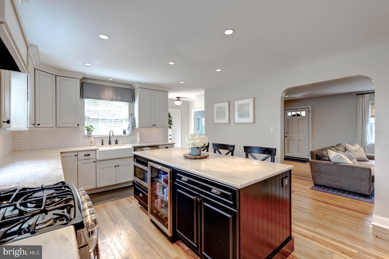 72 Crestline Road Wayne, PA 19087 - Photo 12 of 29 Kitchen