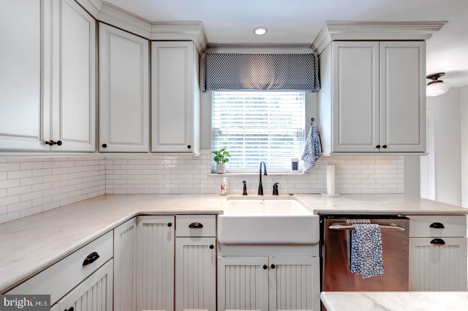 72 Crestline Road Wayne, PA 19087 - Photo 13 of 29 Kitchen