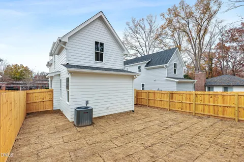 $495,000 | 402 D Chamberlin Avenue, Durham, NC 27704