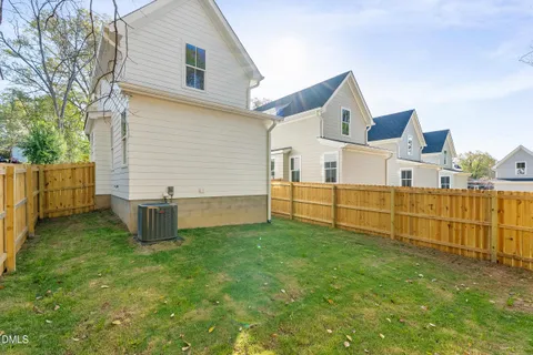 $475,000 | 402 Chamberlin Avenue, Unit D, Durham, NC 27704
