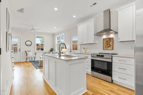 $495,000 | 402 D Chamberlin Avenue, Durham, NC 27704