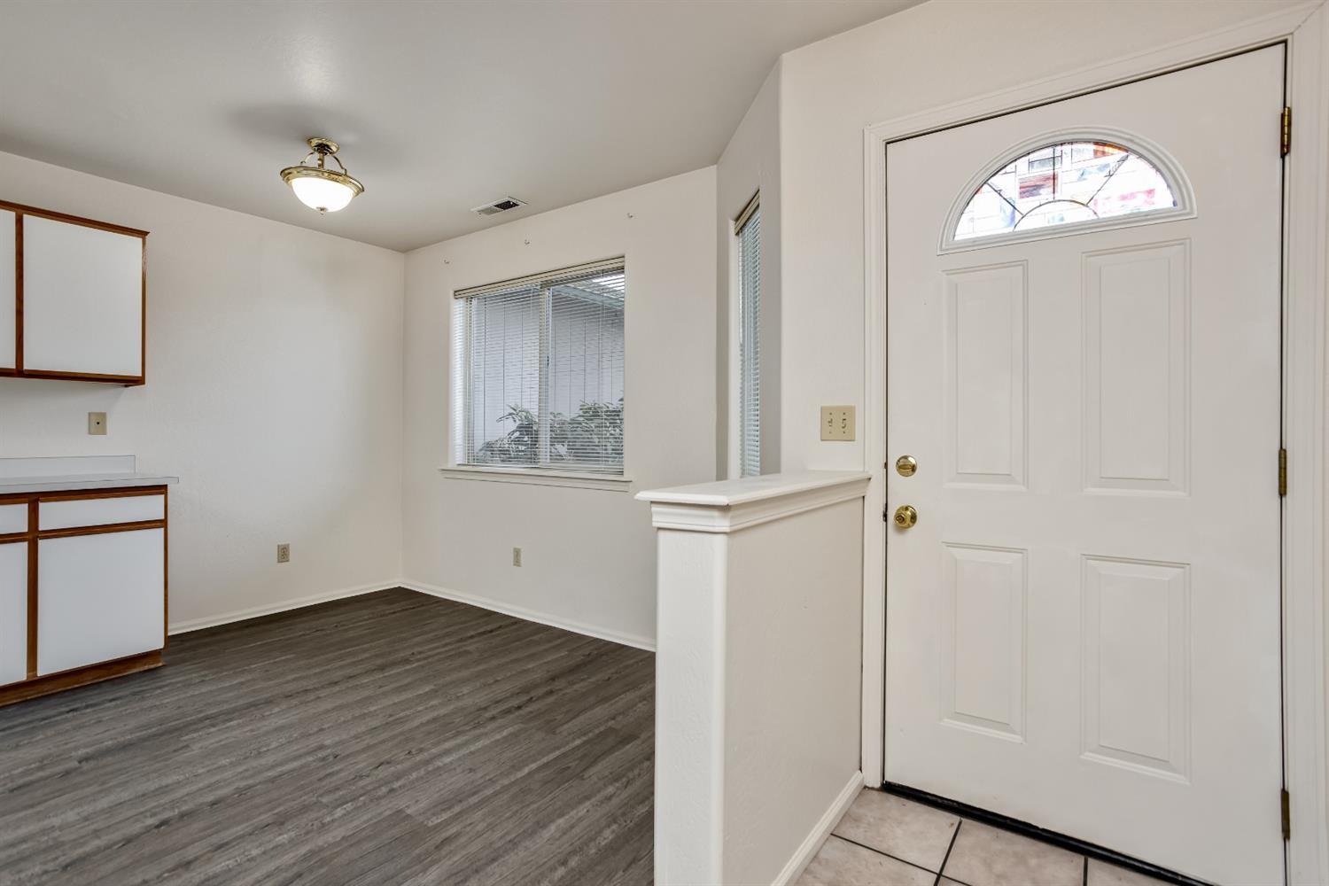 1902 Springbrook Road Medford, OR 97504 - Photo 13 of 27 This photo is of interior of 3 bedroom/2