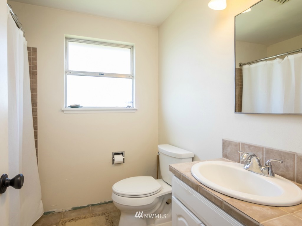 18426 Tualco Road Monroe, WA 98272 - Photo 11 of 19