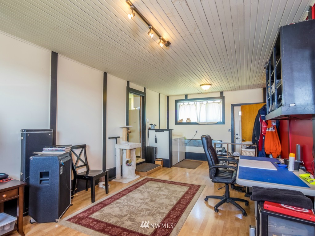 18426 Tualco Road Monroe, WA 98272 - Photo 15 of 19