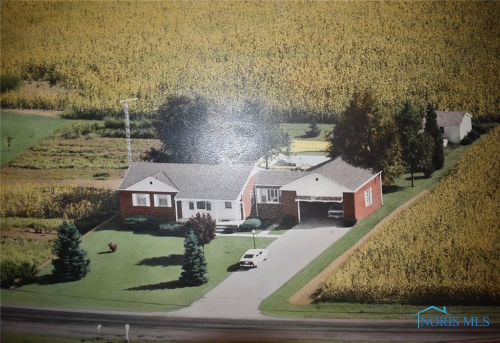 4602 Pickle Road Oregon, OH 43616 - Photo 2 of 23 Gallery Image 2