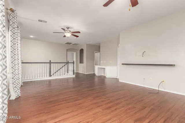 $2,300 | 3078 South Southwind Drive, Gilbert, AZ 85295