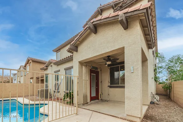 $2,300 | 3078 South Southwind Drive, Gilbert, AZ 85295