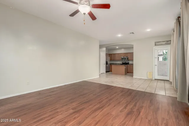 $2,300 | 3078 South Southwind Drive, Gilbert, AZ 85295