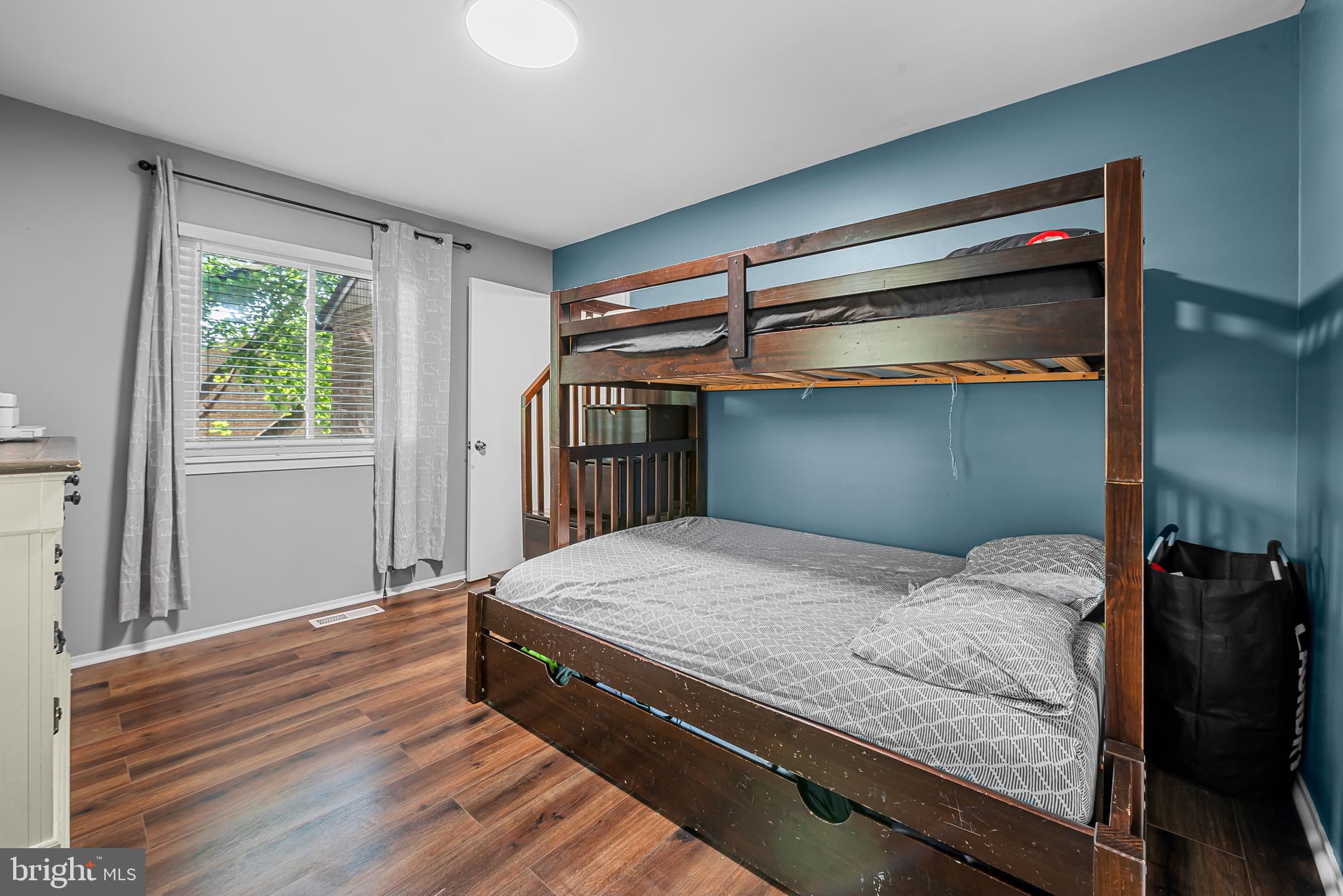 19300 Thomas Farm Road Gaithersburg, MD 20886 - Photo 15 of 26 Bedroom #2