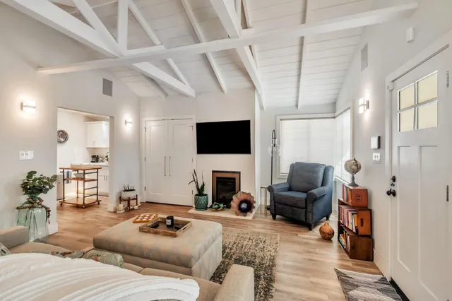 $950,000 | 131 Carmel Avenue, Pacifica, CA 94044