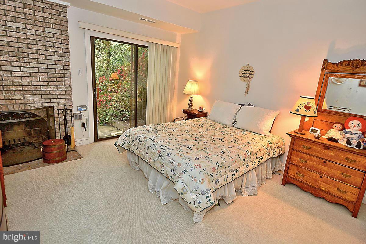 10809 Nicholsridge Road Great Falls, VA 22066 - Photo 17 of 20 Bedroom 2