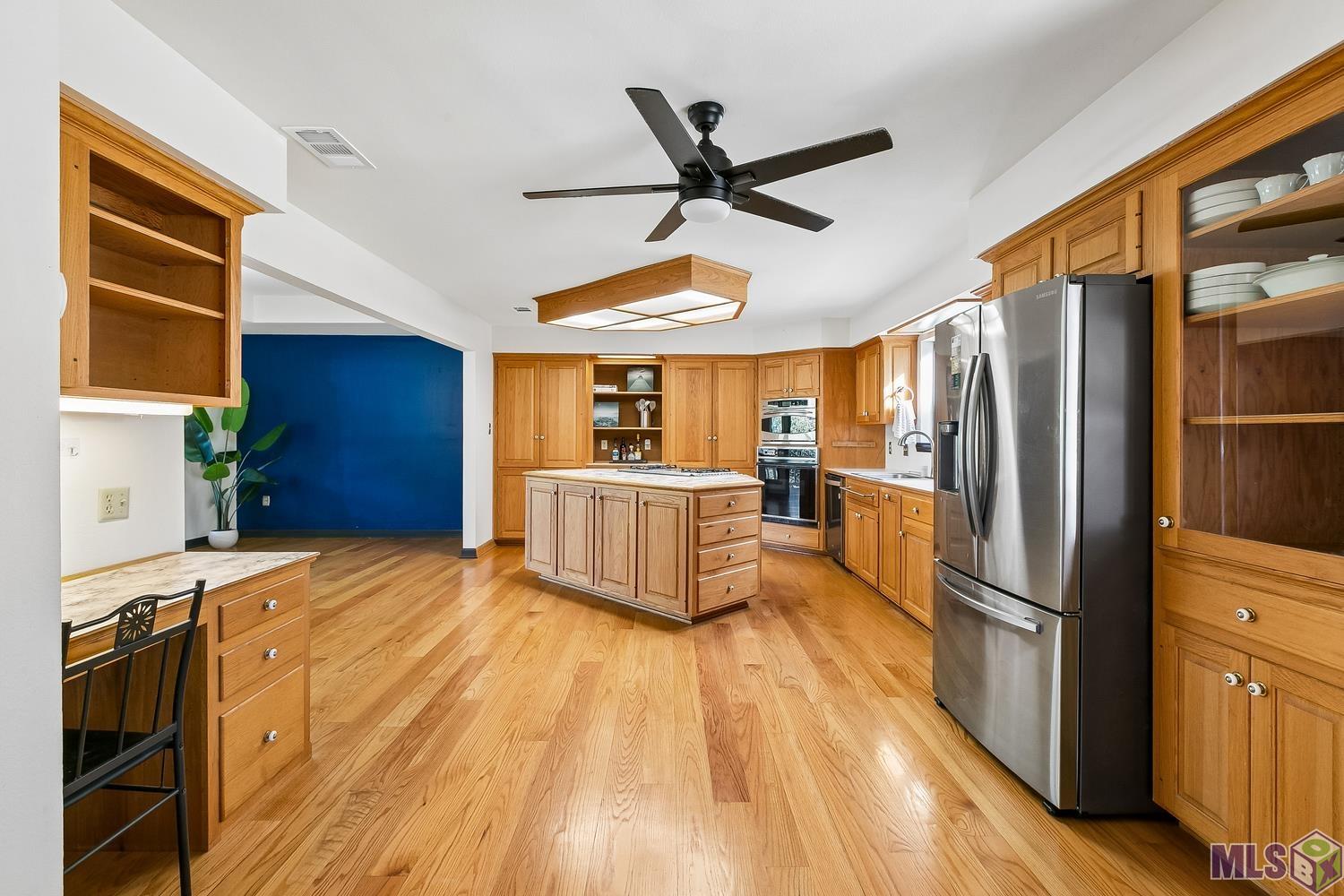 11675 Rue De Tonti Baton Rouge, LA 70810 - Photo 10 of 42 Kitchen and dining