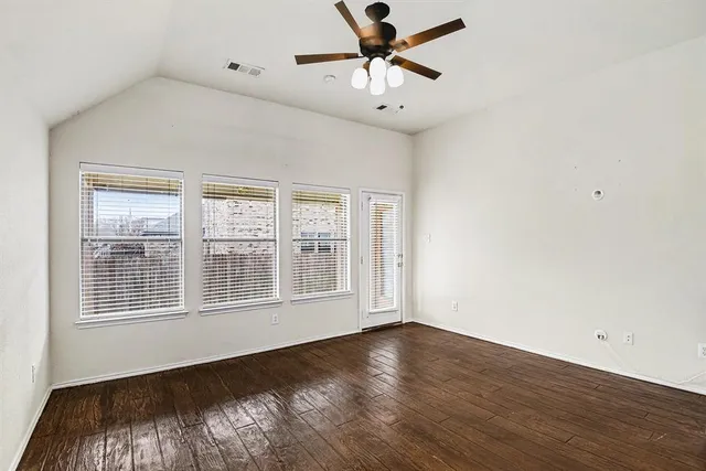 $279,000 | 709 Ridgewater Trail, Fort Worth, TX 76131