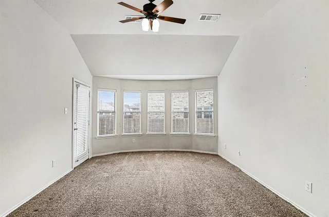 $279,000 | 709 Ridgewater Trail, Fort Worth, TX 76131