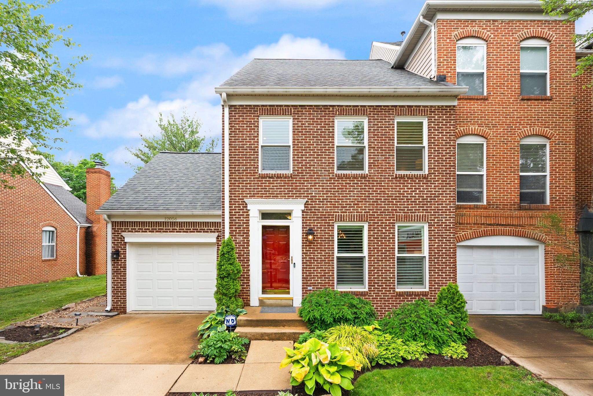 12056 Edgemere Circle Reston, VA 20190 - Photo 2 of 64