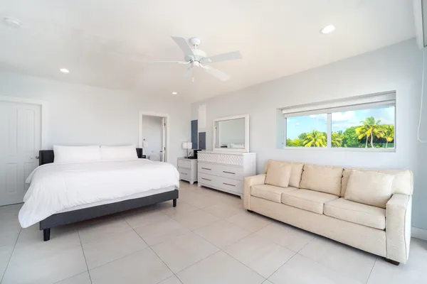 $19,750,000 | 15760 Old State Road 4a, Sugarloaf, FL 33042