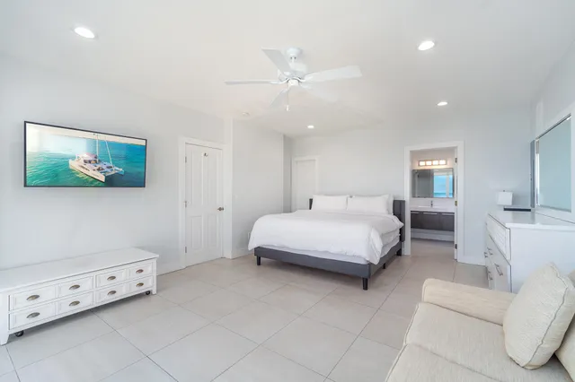 $19,750,000 | 15760 Old State Road 4a, Sugarloaf, FL 33042