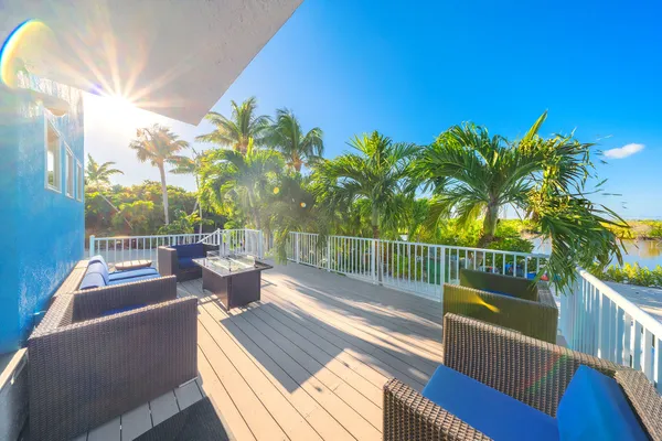 $19,750,000 | 15760 Old State Road 4a, Sugarloaf, FL 33042