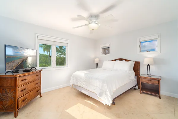 $19,750,000 | 15760 Old State Road 4a, Sugarloaf, FL 33042