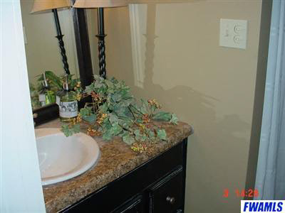 316 North 3rd Street Decatur, IN 46733 - Photo 4 of 14