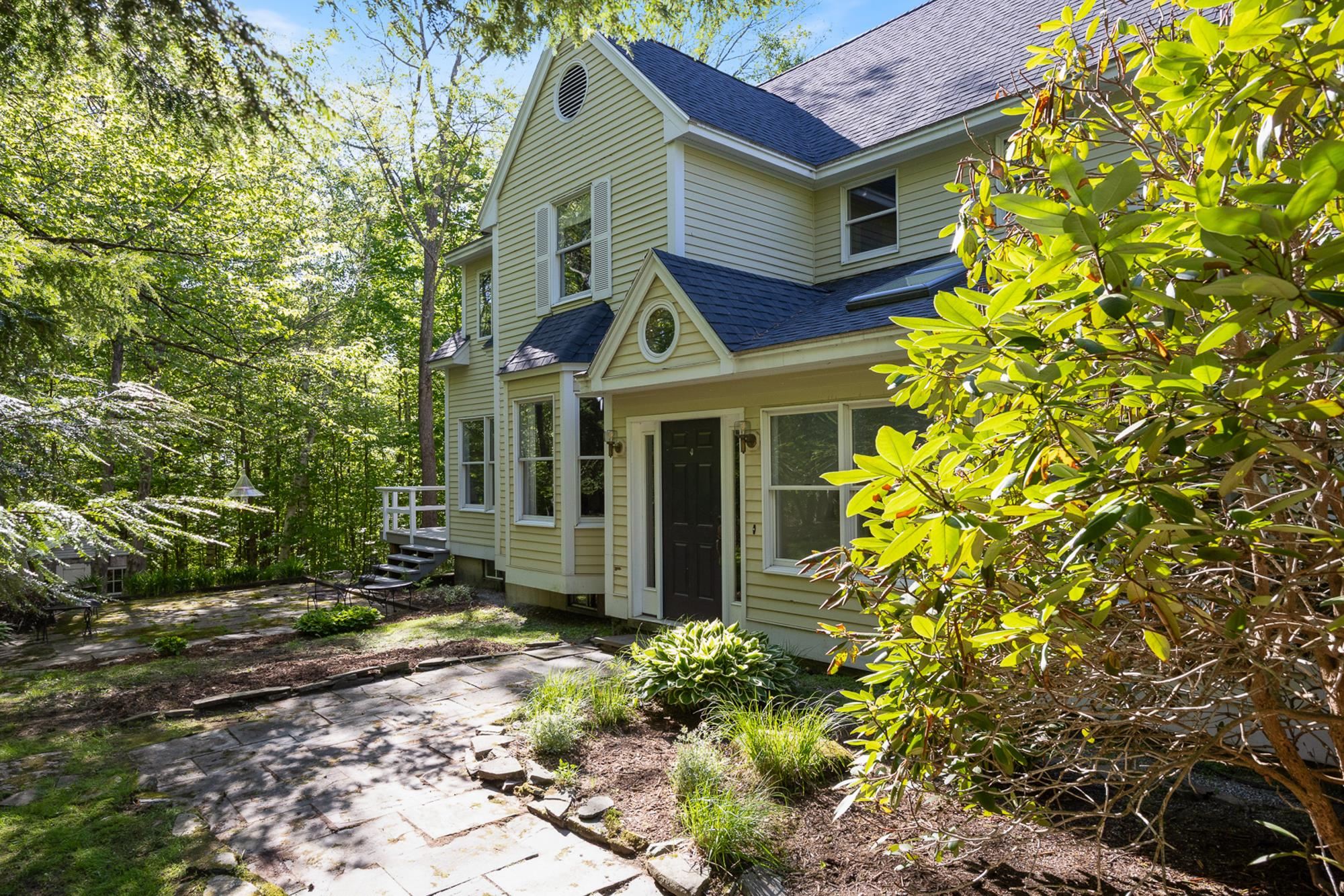 15 Plateau Road Williston, VT 05495 - Photo 2 of 51