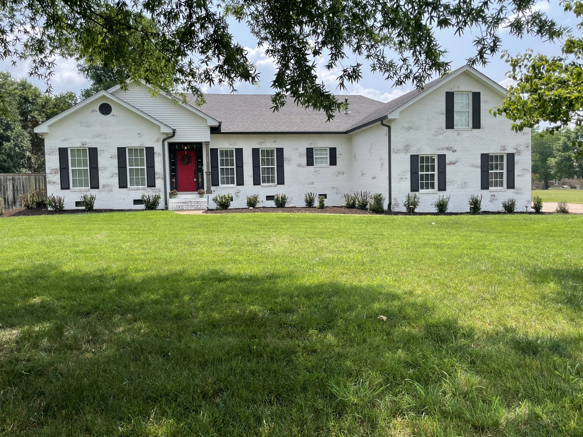 1006 Lake Rise Overlook Gallatin, TN 37066 - Photo 4 of 47 Gallery Image 4
