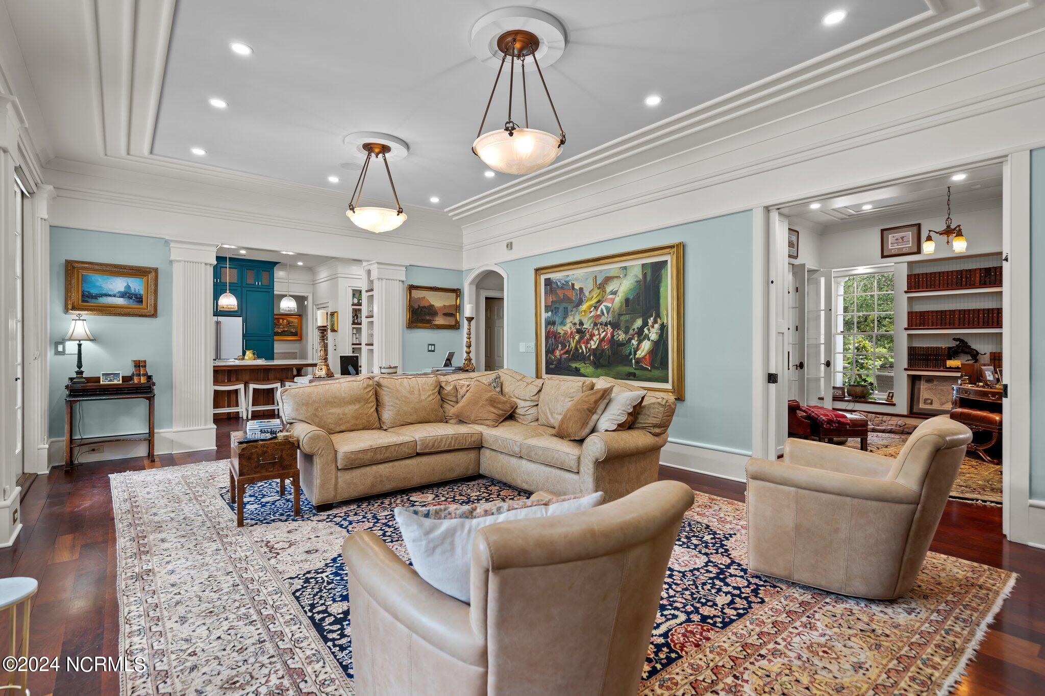 6417 Quail Run Road Wilmington, NC 28409 - Photo 19 of 136 living room