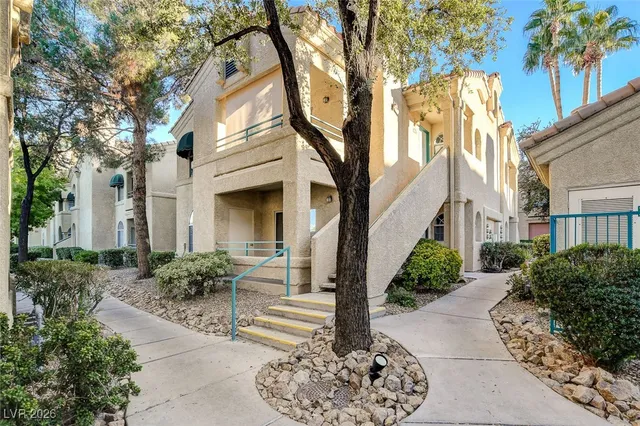 $1,650 | 2251 Wigwam Parkway, Unit 1014, Henderson, NV 89074