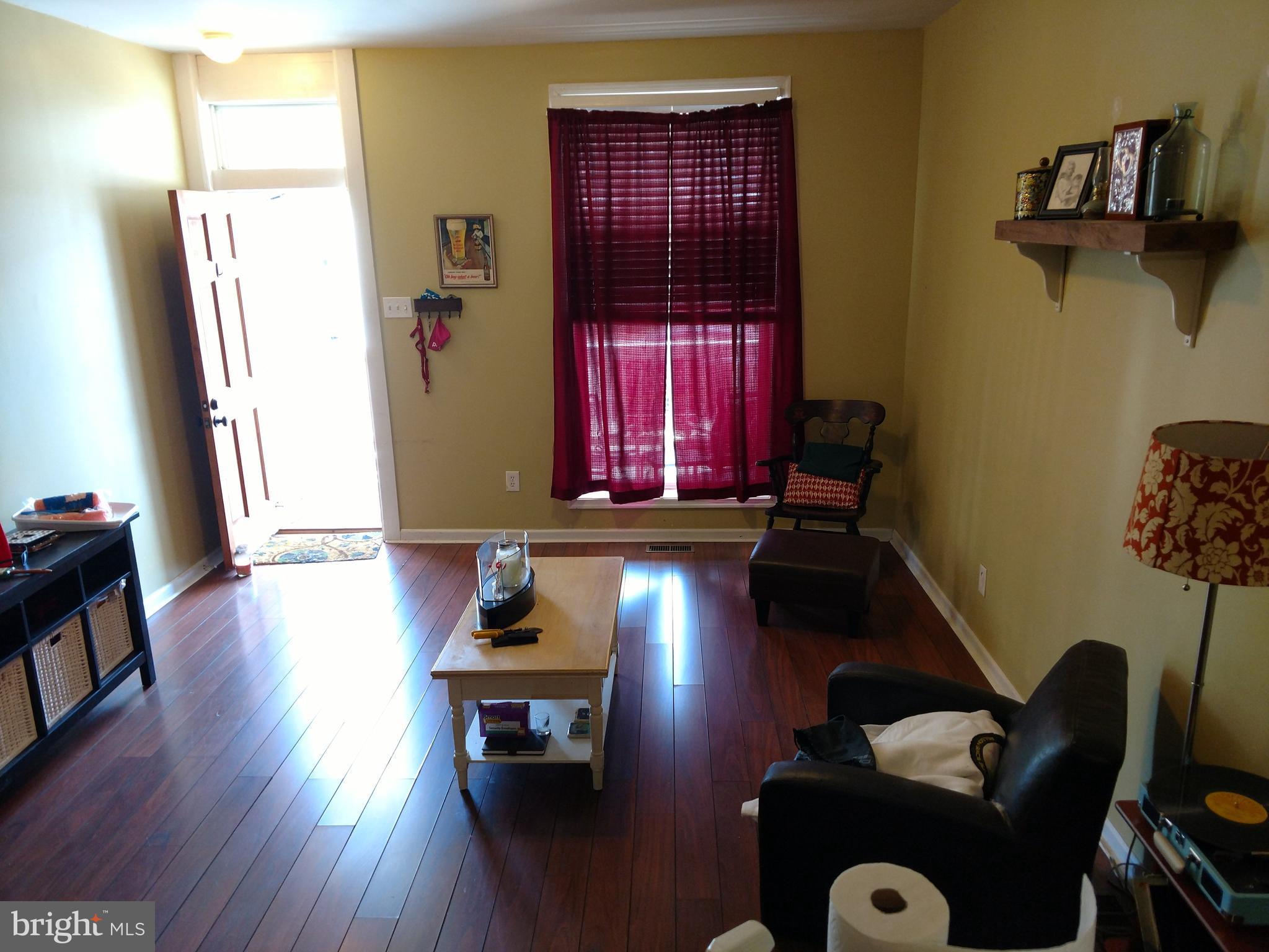3428 Keswick Road Baltimore, MD 21211 - Photo 3 of 24 Living Room