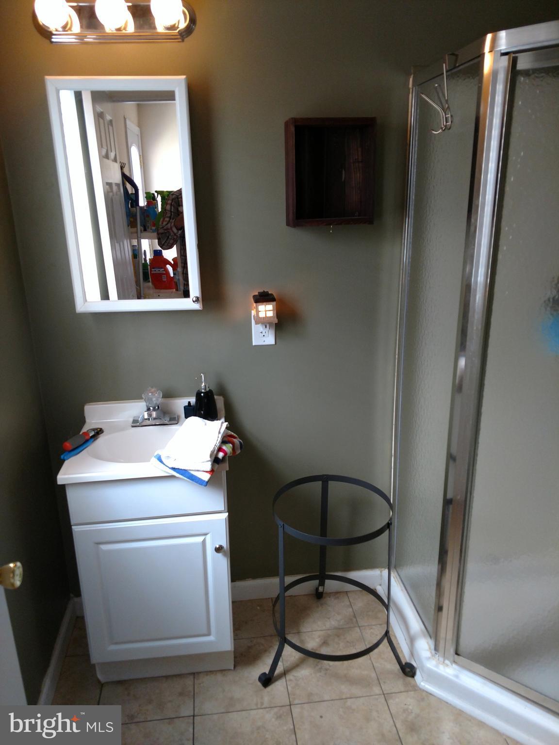 3428 Keswick Road Baltimore, MD 21211 - Photo 10 of 24 1st floor bath