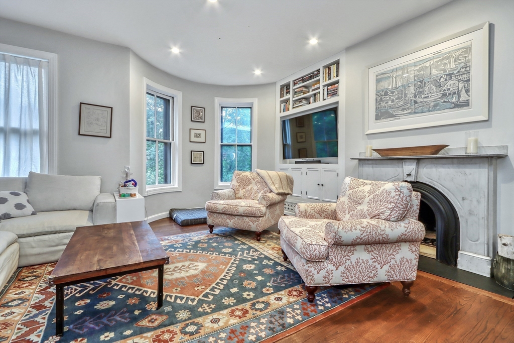 103 Appleton Street, Unit 4 Boston, MA 02116 - Photo 5 of 17