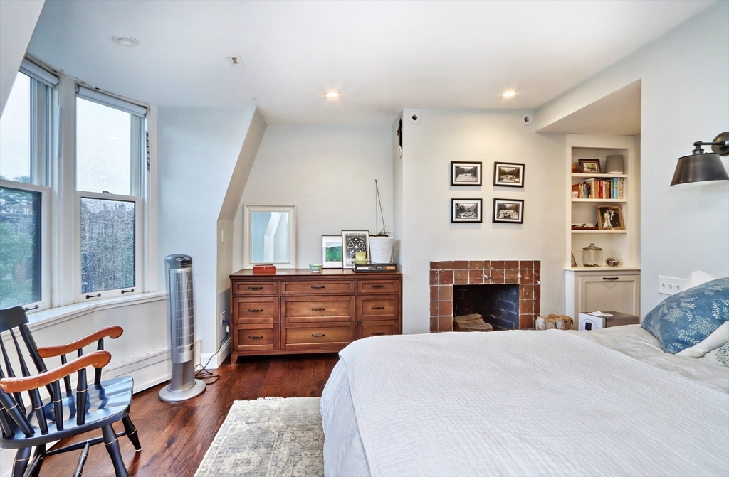 103 Appleton Street, Unit 4 Boston, MA 02116 - Photo 9 of 17