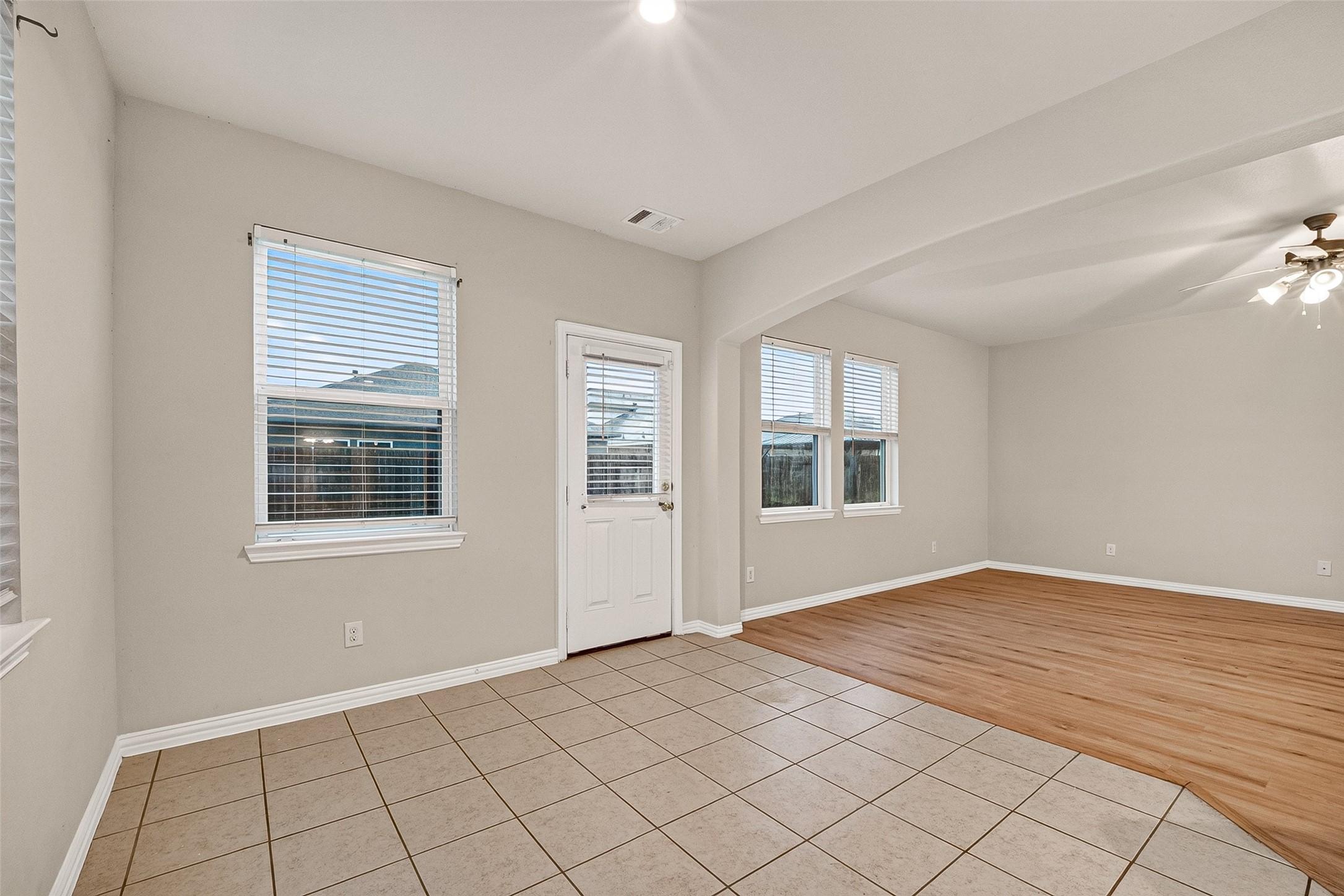 10015 Chase Court Baytown, TX 77521 - Photo 19 of 49