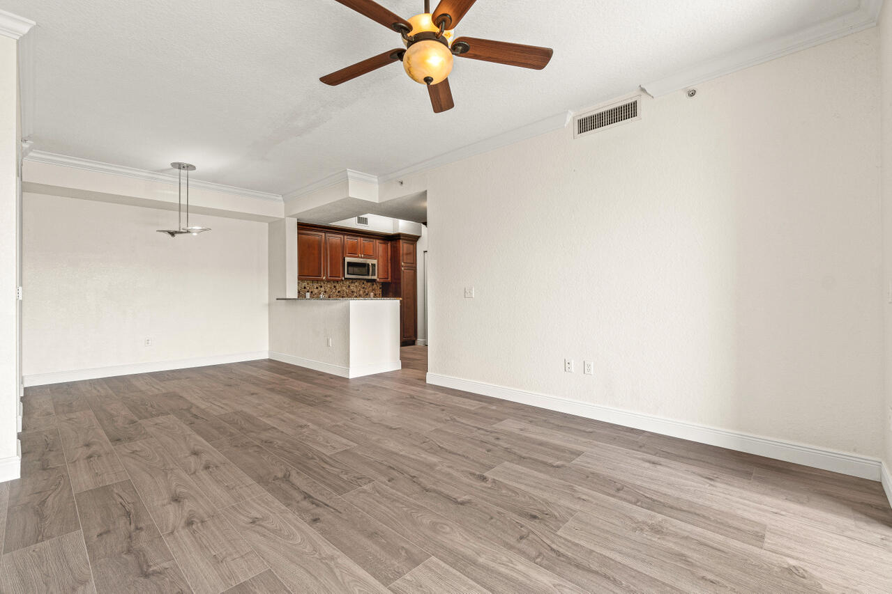1660 Renaissance Commons Boulevard, Unit 2524 Boynton Beach, FL 33426 - Photo 5 of 38 012-1660RenaissanceCommonsBoulevard-Boyn