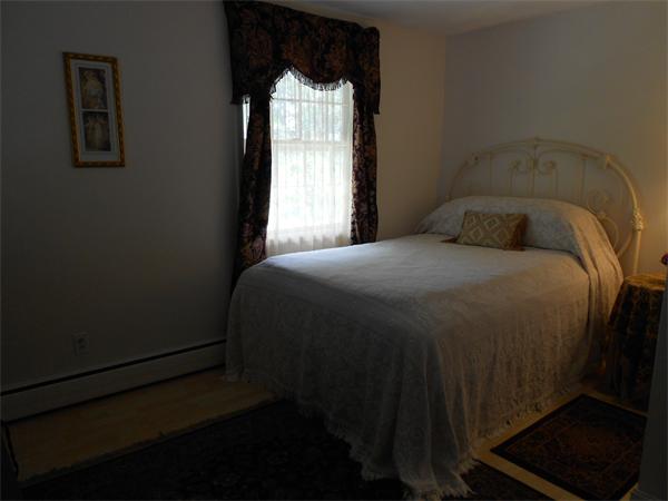 15 Heath Road Peabody, MA 01960 - Photo 17 of 20 Gallery Image 17