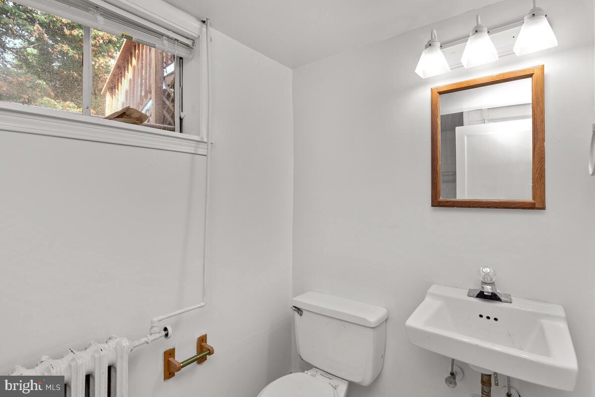 10004 Old Ardwick Ardmore Road Springdale, MD 20721 - Photo 19 of 59