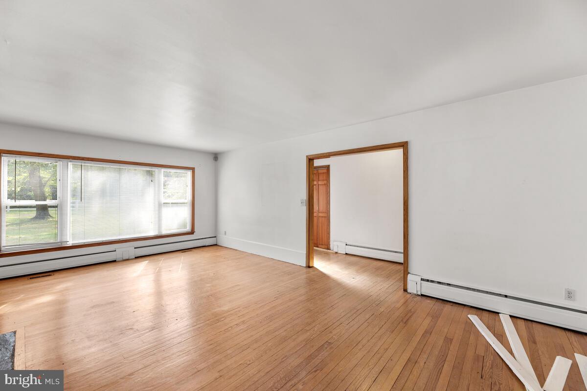 10004 Old Ardwick Ardmore Road Springdale, MD 20721 - Photo 7 of 59