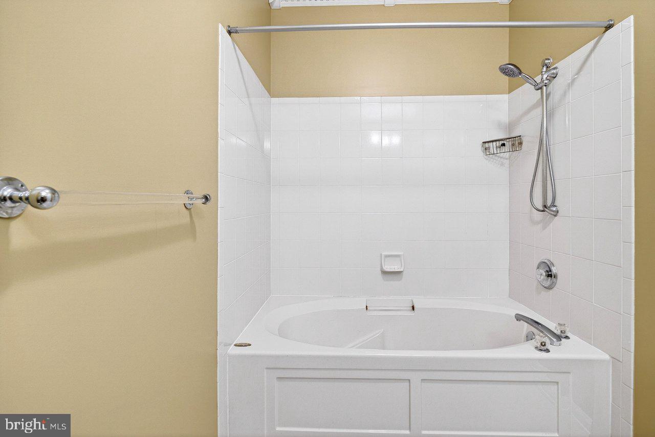 23 Kyle Way Ewing, NJ 08628 - Photo 19 of 30