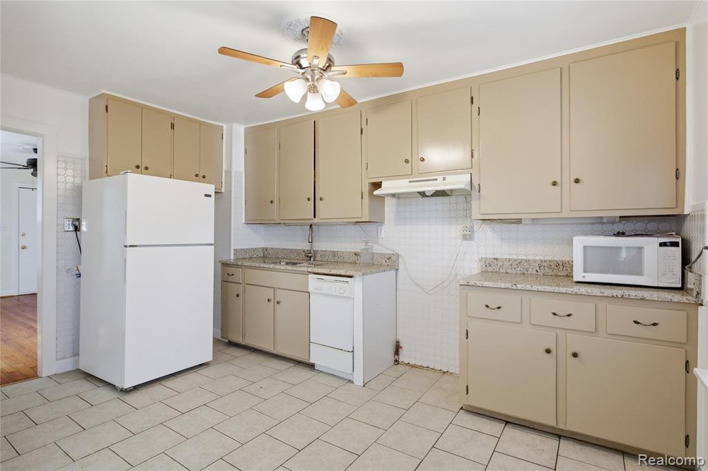 630 Stratford Road Ferndale, MI 48220 - Photo 12 of 20 Gallery Image 12