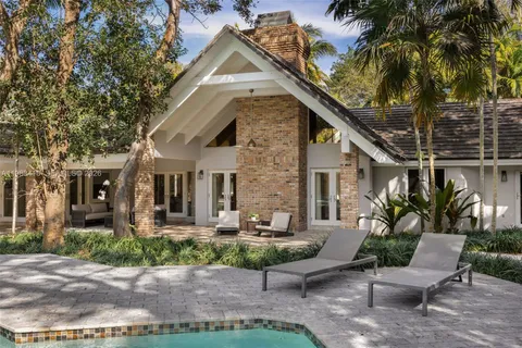 $18,500,000 | 9000 Arvida Drive, Coral Gables, FL 33156