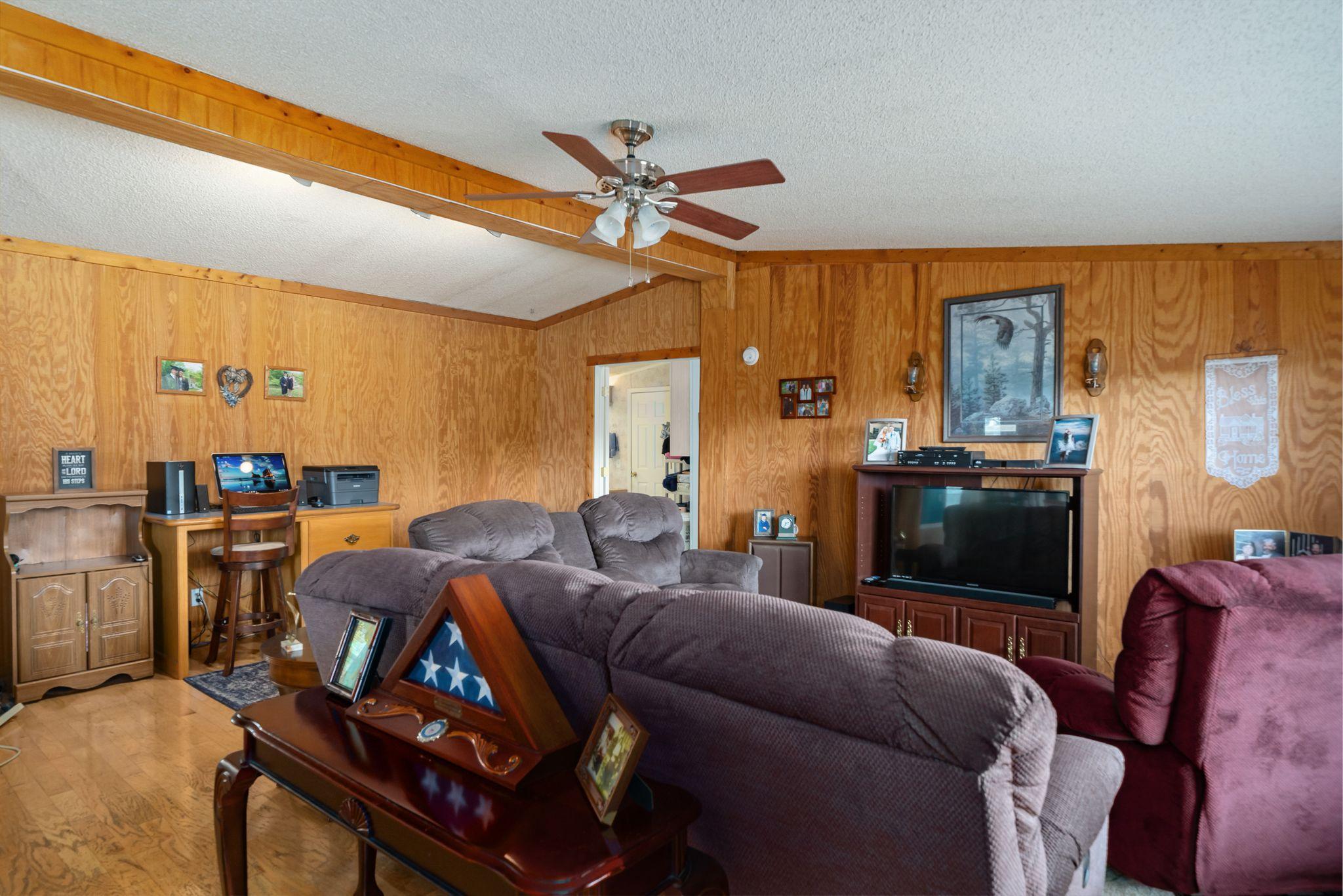 360 Boonesboro Road Gray, TN 37615 - Photo 16 of 47 360 Boonesboro Road, Gray TN (32 of 49)