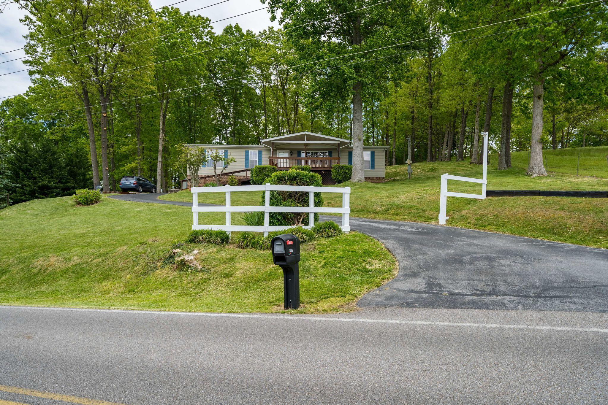 360 Boonesboro Road Gray, TN 37615 - Photo 9 of 47 360 Boonesboro Road, Gray TN (12 of 49)