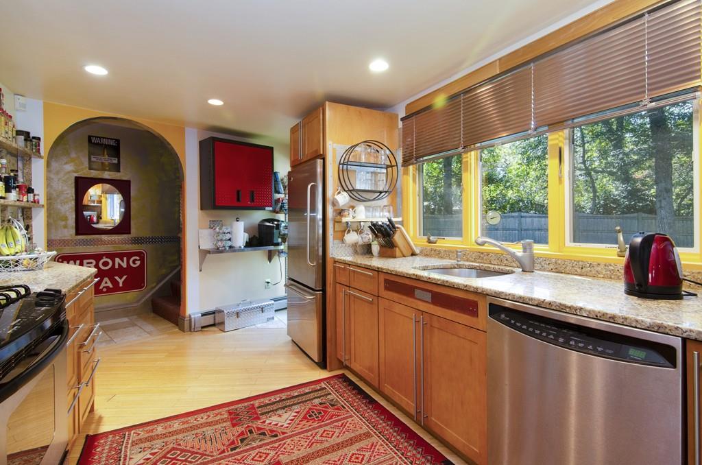 351 Main Street Barnstable, MA 02635 - Photo 10 of 27 Gallery Image 10