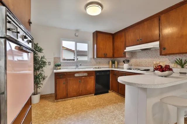 $2,610,000 | 20087 Pacifica Drive, Cupertino, CA 95014