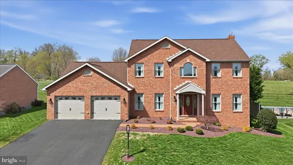 $539,900 | 220 Montclair Court, Hagerstown, MD 21742