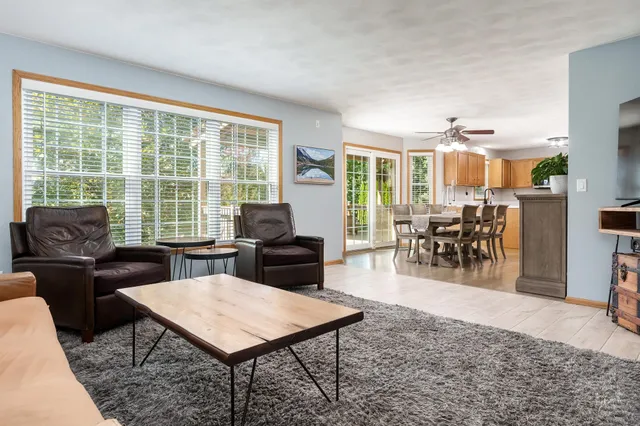 $425,000 | 4621 Lindbloom Lane, Cherry Valley, IL 61016