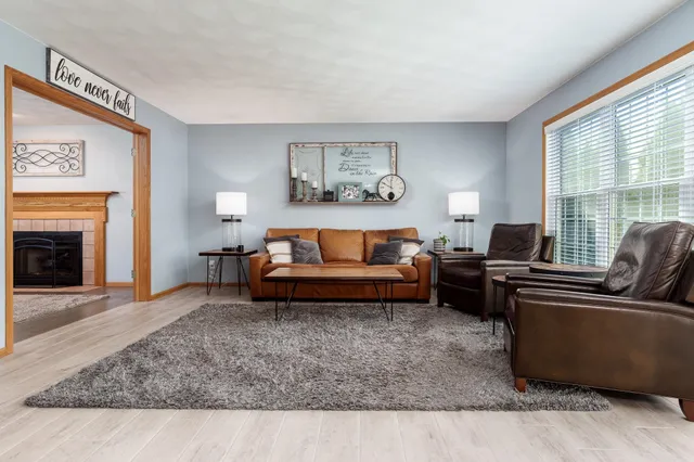 $425,000 | 4621 Lindbloom Lane, Cherry Valley, IL 61016