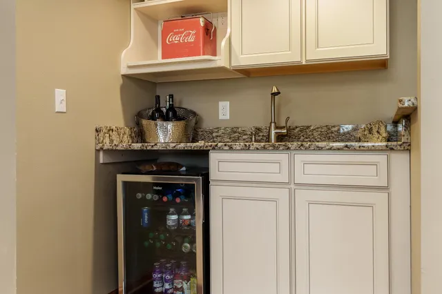 $425,000 | 4621 Lindbloom Lane, Cherry Valley, IL 61016